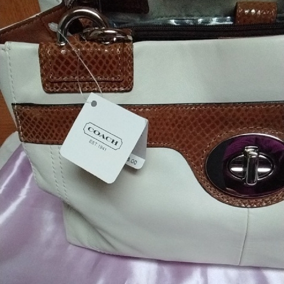 Coach White And Nutmeg Penelope Carryall Handbag - Picture 2 of 11